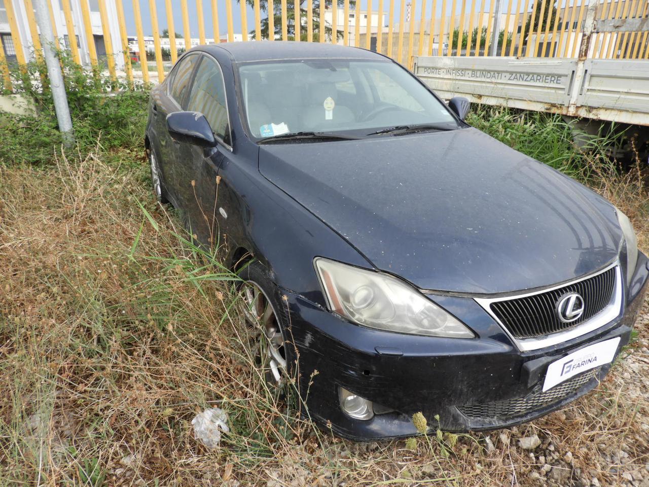 LEXUS IS II 2005 Berlina - IS 220d 2.2 Luxury