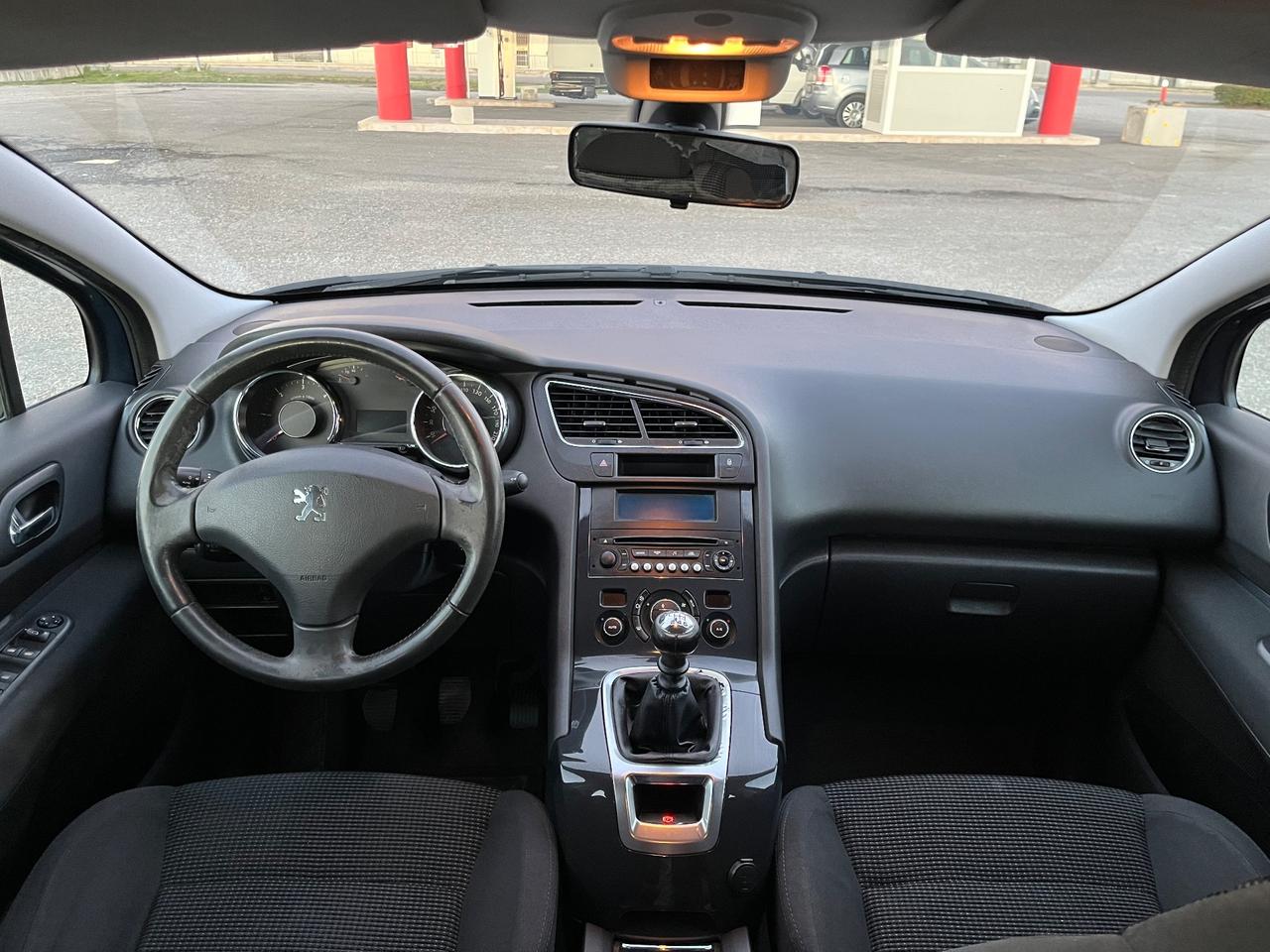 Peugeot 5008 1.6 HDi 112CV Business