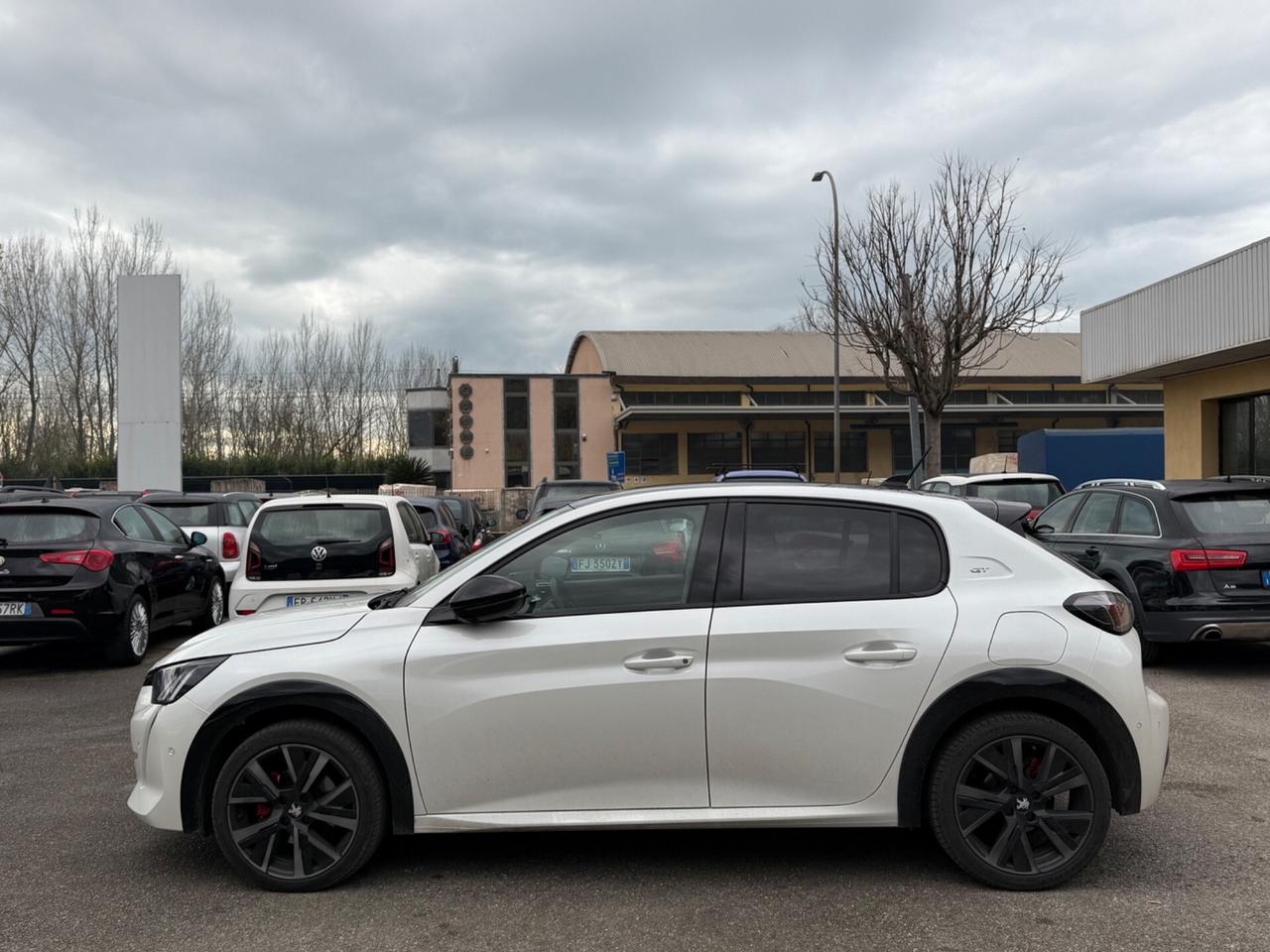 Peugeot 208 BlueHDi 100 1.5 GT