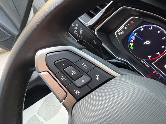 VOLKSWAGEN Taigo 1.0 TSI 110 CV DSG R-Line TETTO APR/PAN