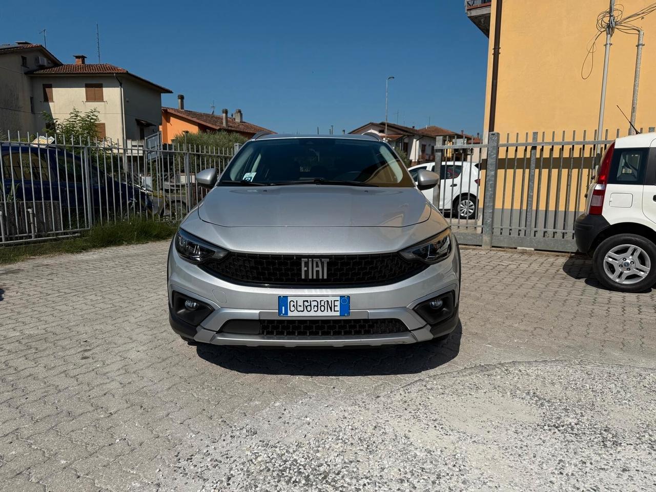 Fiat Tipo 1.5 Hybrid DCT 5 porte Cross