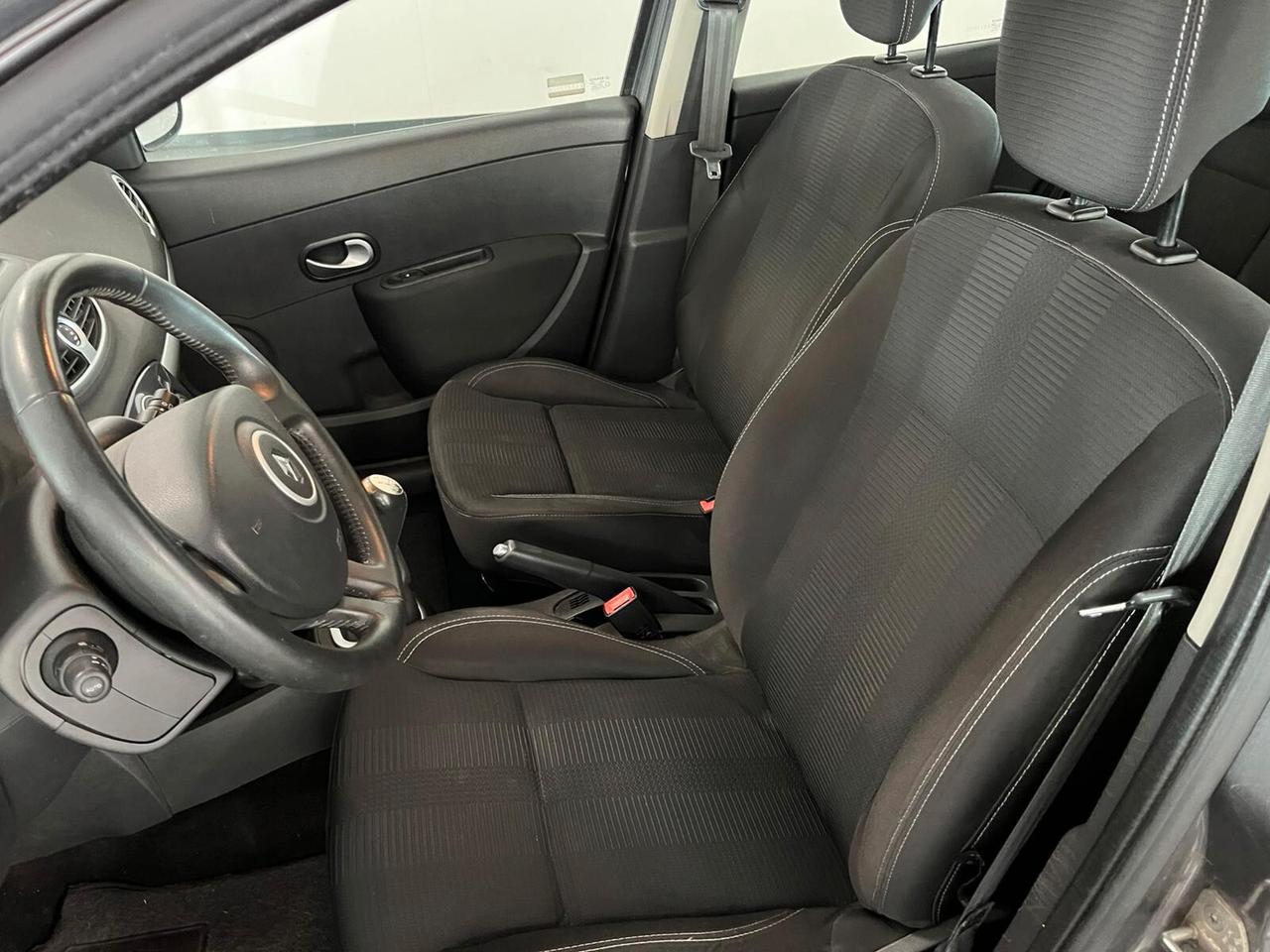 Renault Clio 1.2 16V SporTour Dynamique