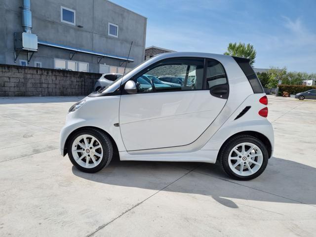 SMART ForTwo 1000 52 kW MHD compact