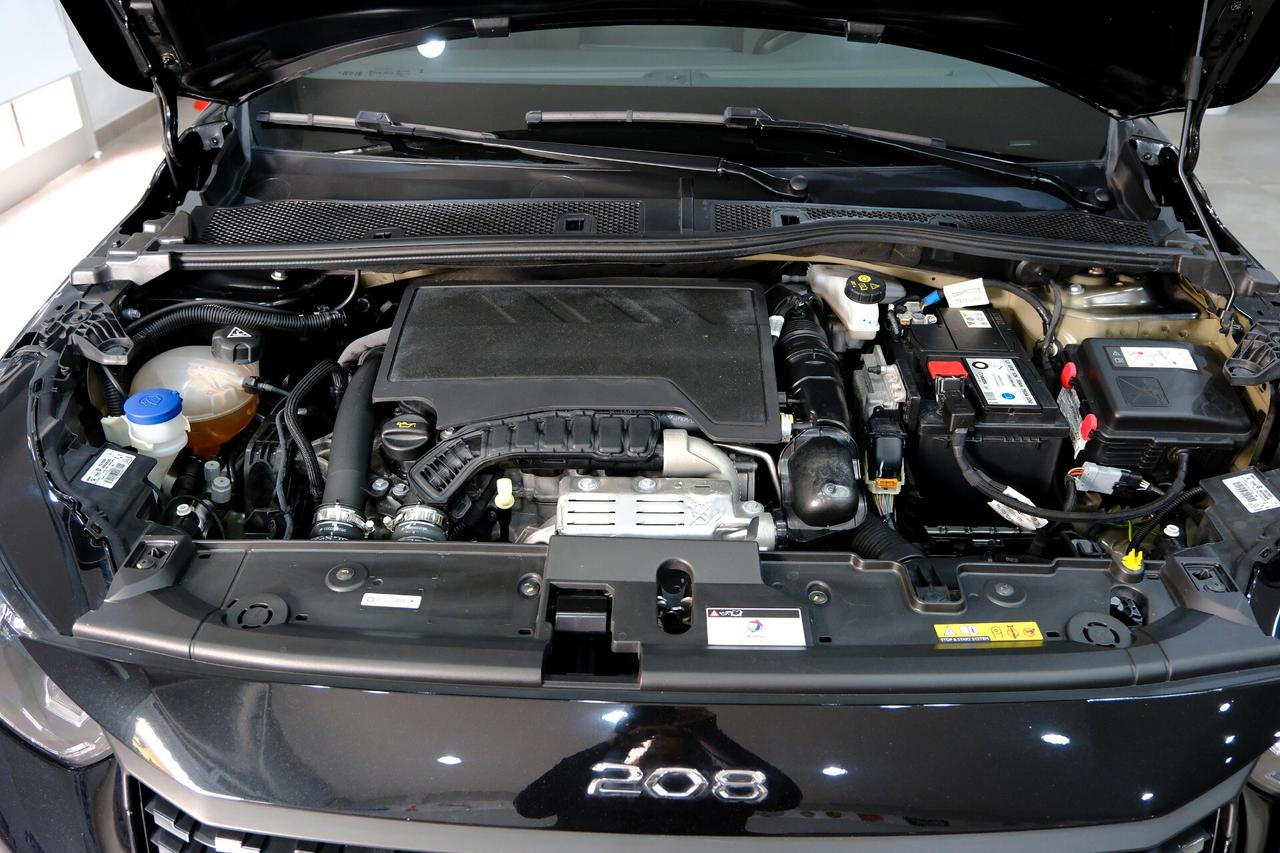 Peugeot 208 1.2T 100cv ALLURE Full LED