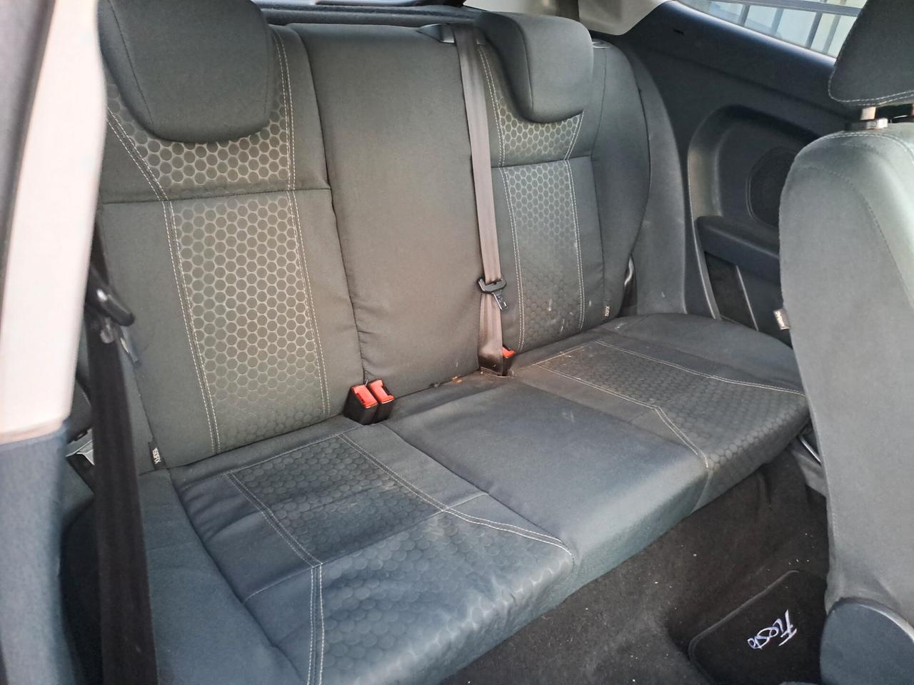 Ford Fiesta 1.4 GPL 3 porte Titanium