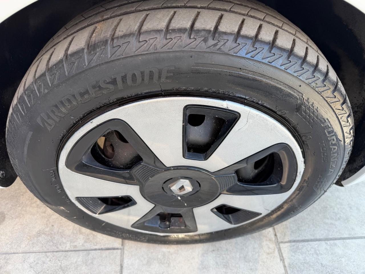 Renault Twingo TCe 90 CV EDC Intens