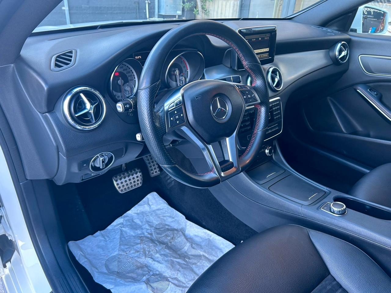 Mercedes-benz CLA 200 CDI Premium - 2015