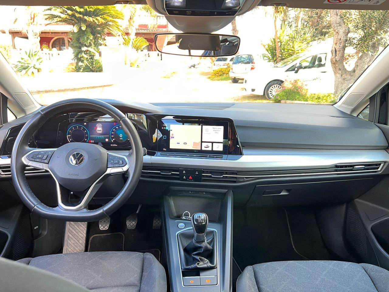 Volkswagen Golf 8 1.0 TSI Life 110CV