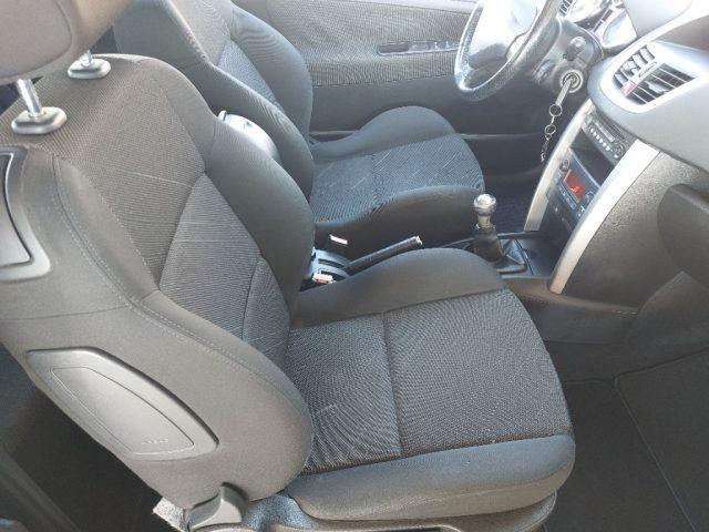 PEUGEOT 207 1.4 VTi 95CV 3p. Energie km 137000