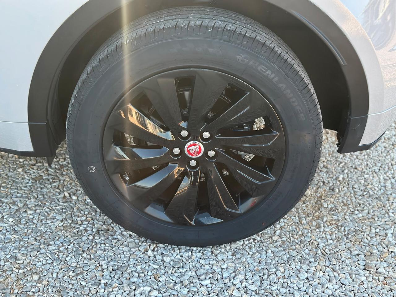 Jaguar E-Pace 2.0D 180CV AWD R-Dynamic