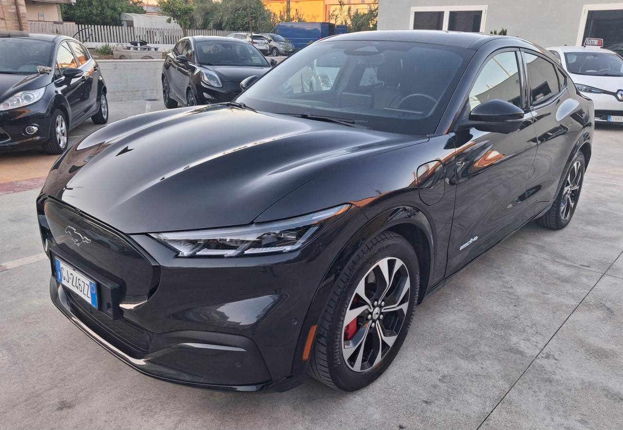 Ford Mustang Mach-E AWD Extended Range 371 CV