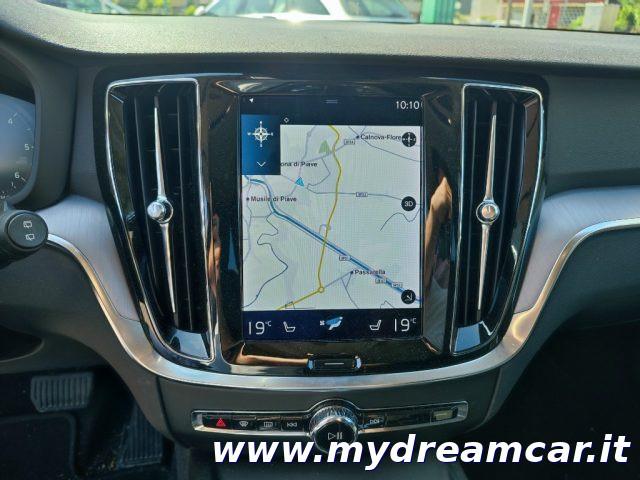 VOLVO V60 B4 (d) Geartronic Momentum Business Pro