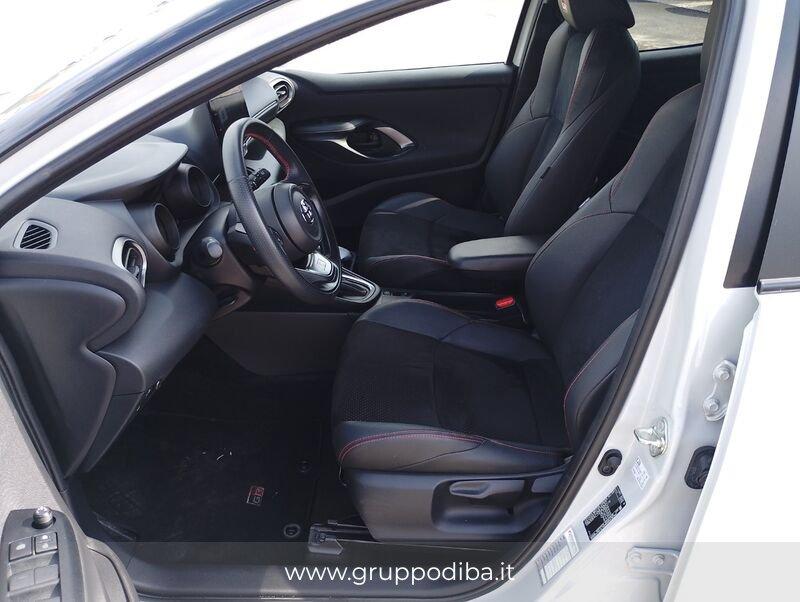 Toyota Yaris IV 2020 1.5h GR Sport