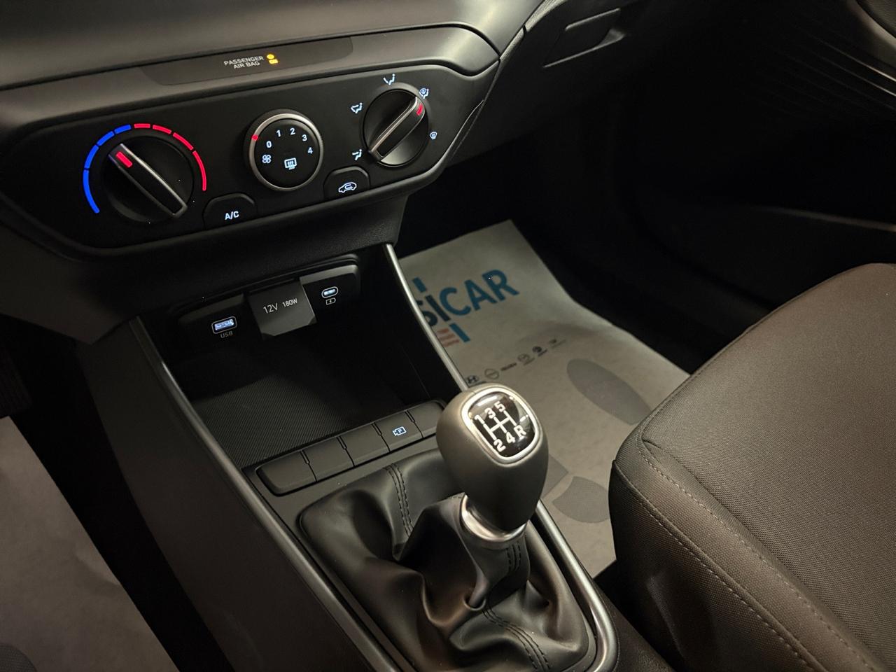 HYUNDAI I20 PE MY25 1.2 MT CONNECTLINE