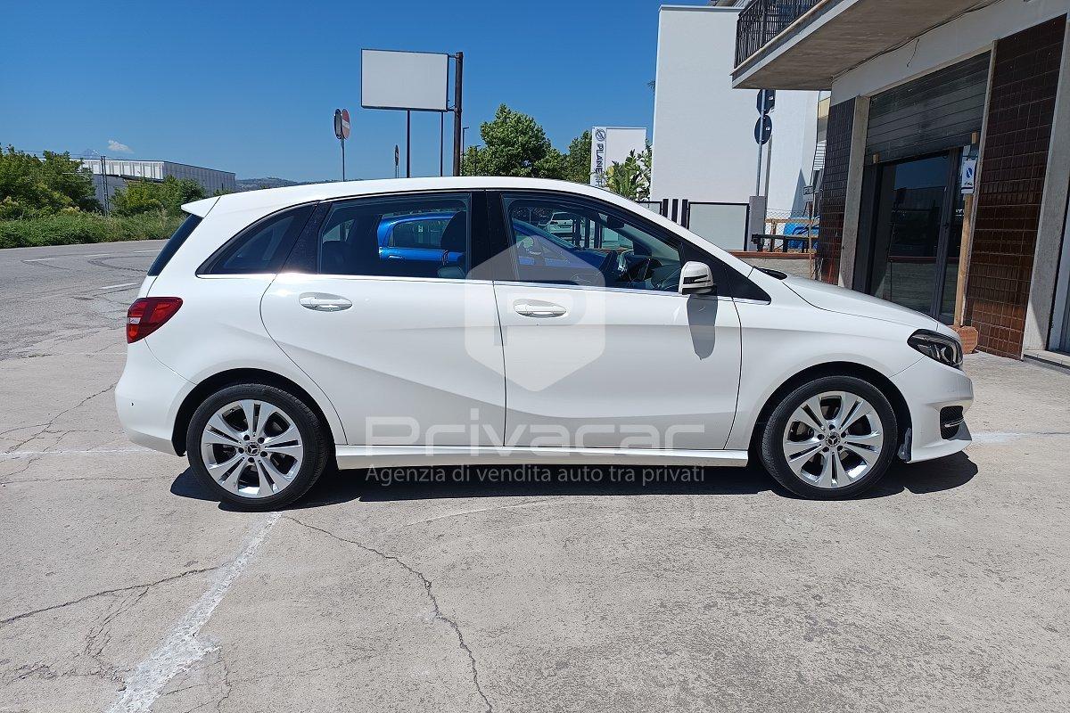 MERCEDES B 200 d Premium