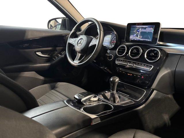 MERCEDES-BENZ C 180 Executive