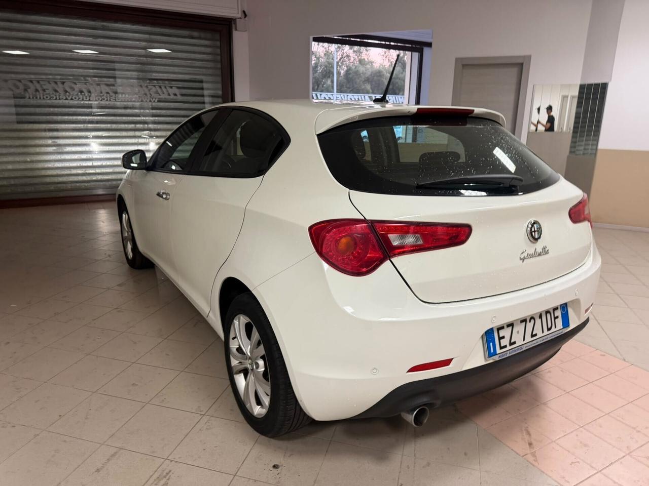 Alfa Romeo Giulietta 1.6 JTDm-2 105 CV Distinctive