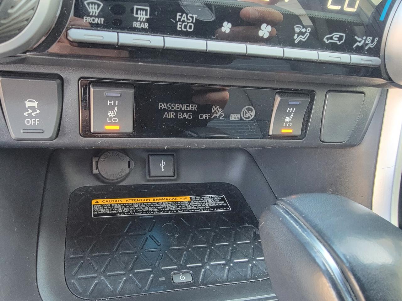 Toyota RAV 4 2.5 HV (218CV) LOUNGE SOLO 42 MILA KM !