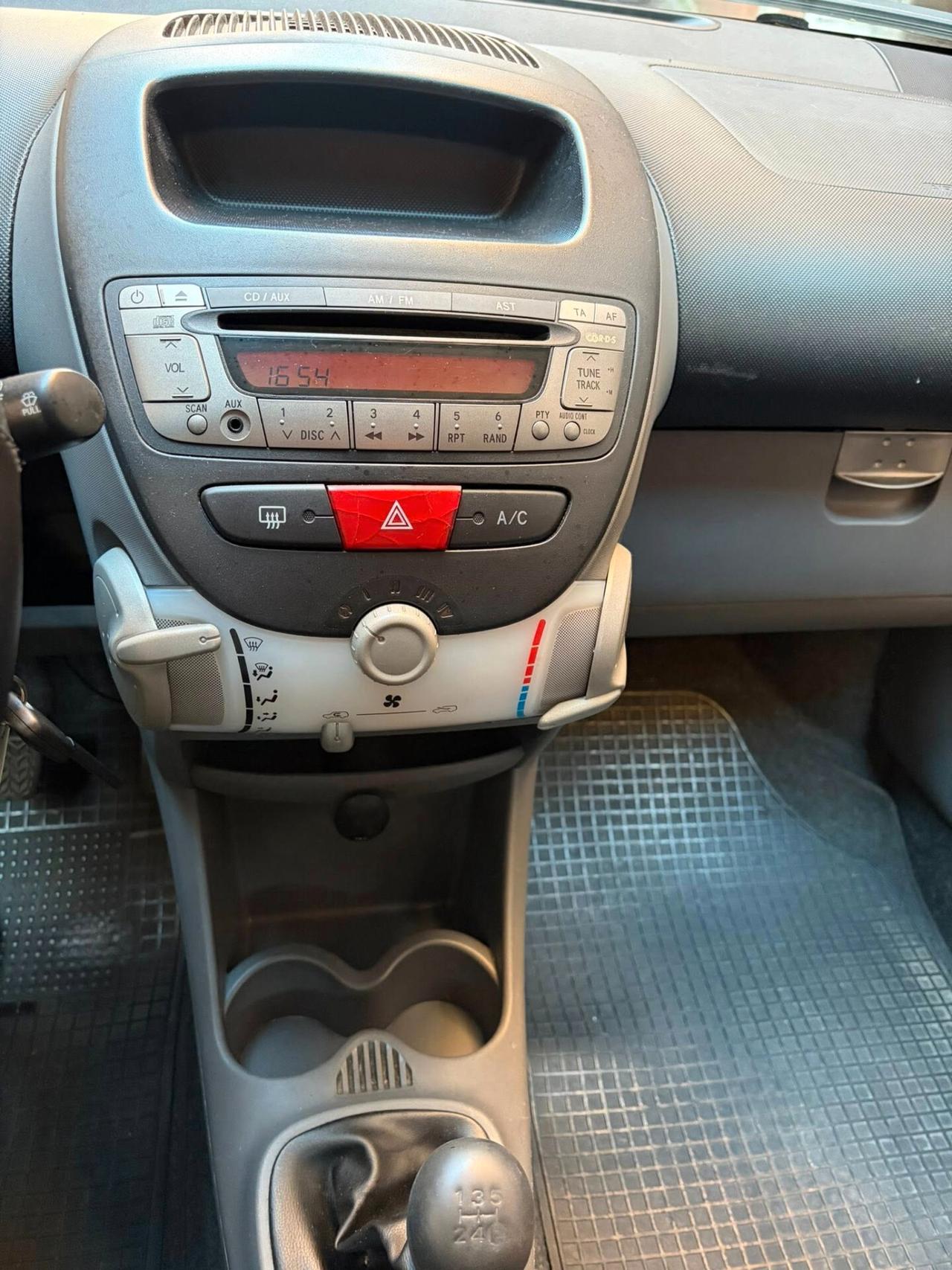 TOYOTA AYGO 3 Porte OK NEOPATENTATI