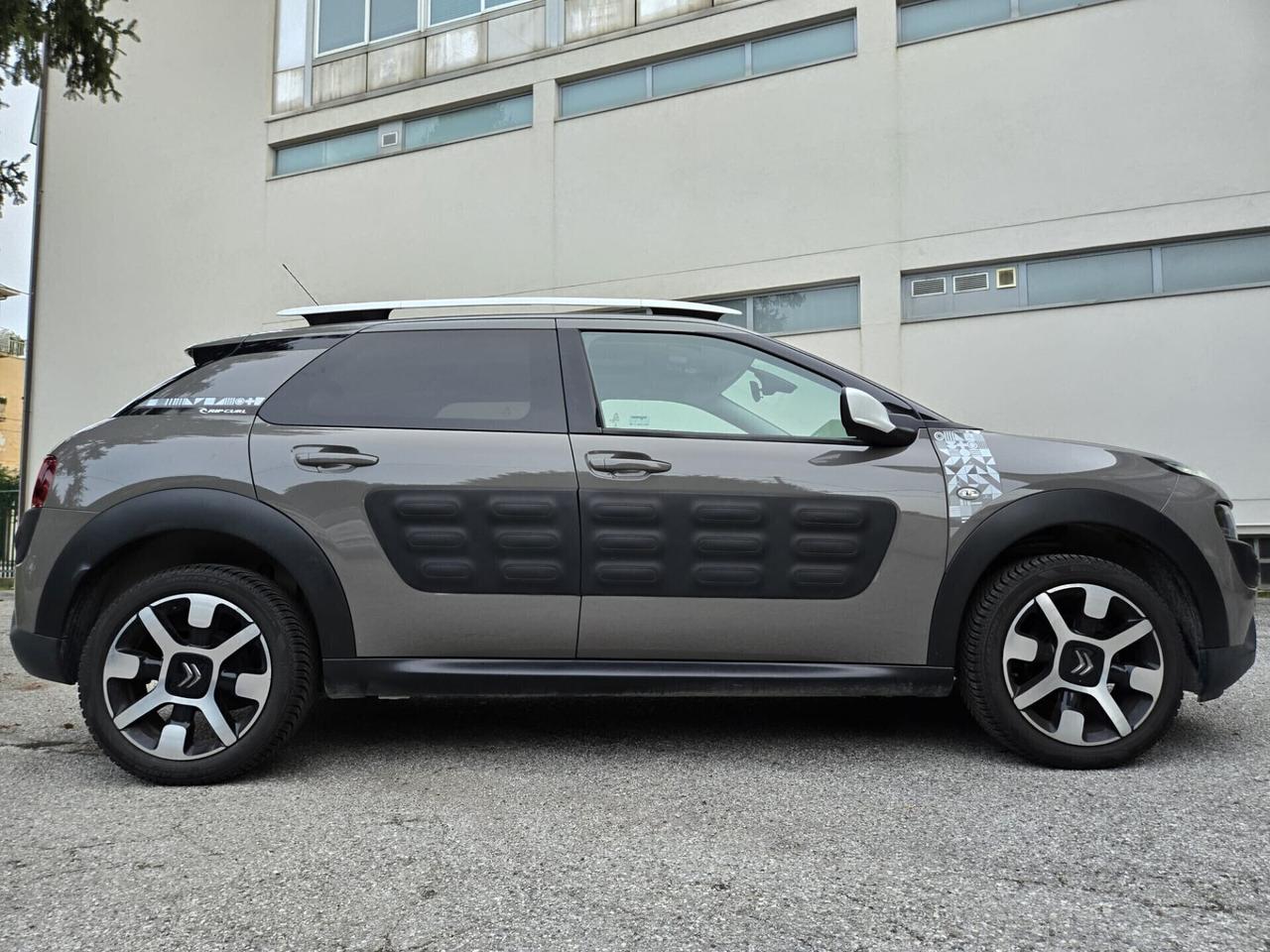 Citroen C4 Cactus BlueHDi 100 Rip Curl