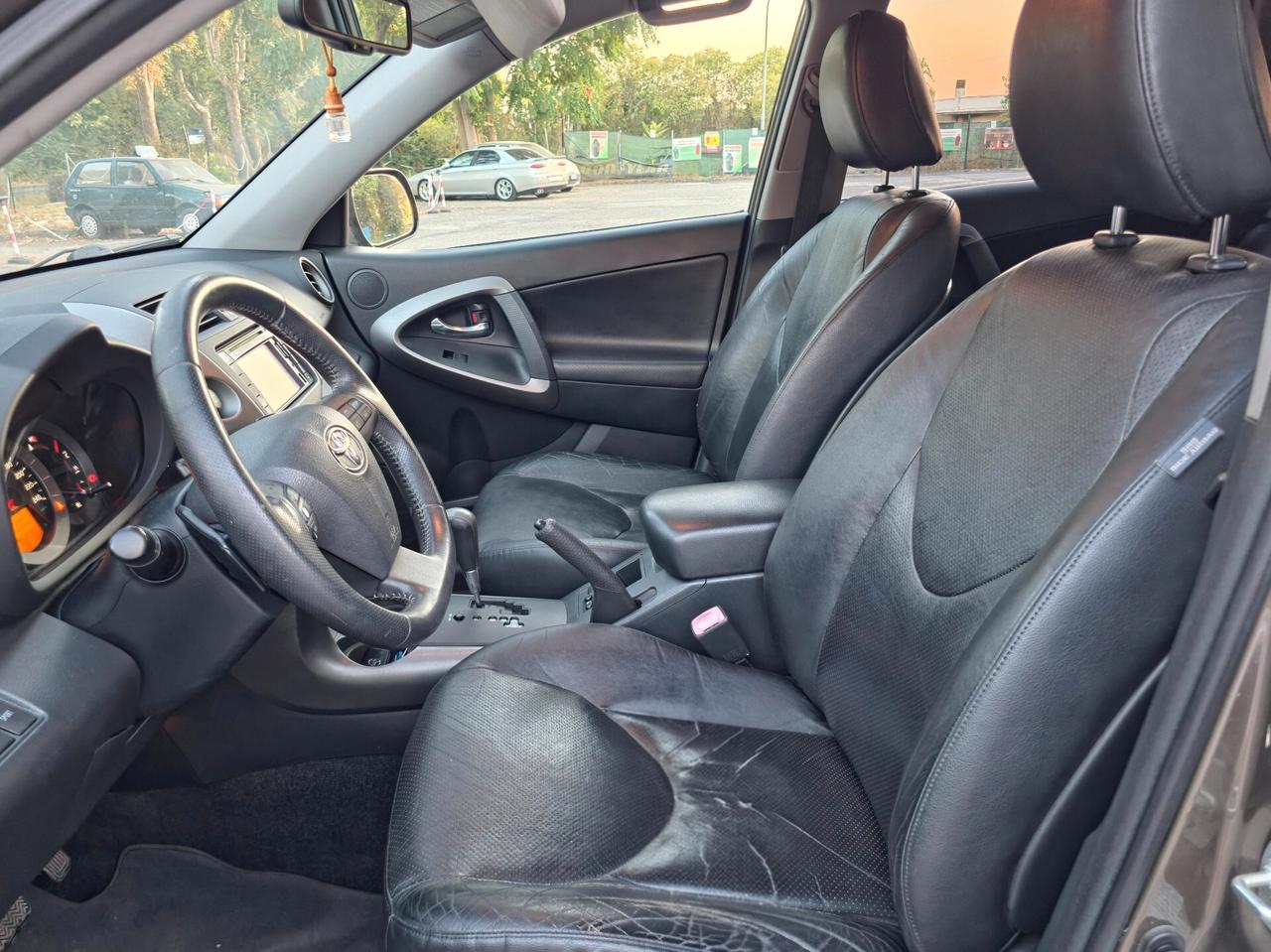 Toyota RAV 4 RAV4 Crossover 2.2 D-Cat A/T 150 CV Luxury E5 Automatica 2009