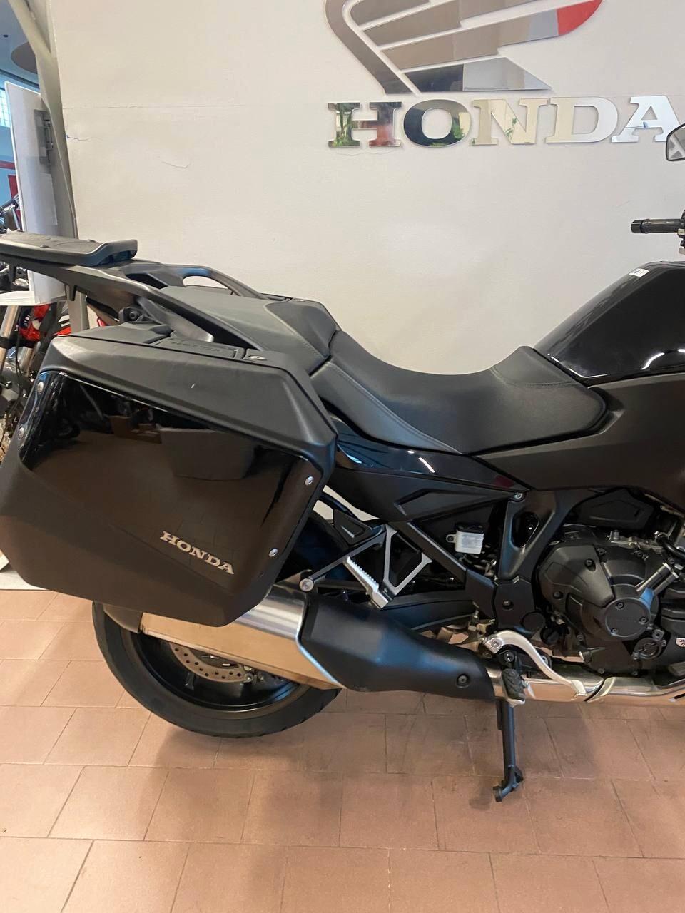 Honda NT 1100 dct