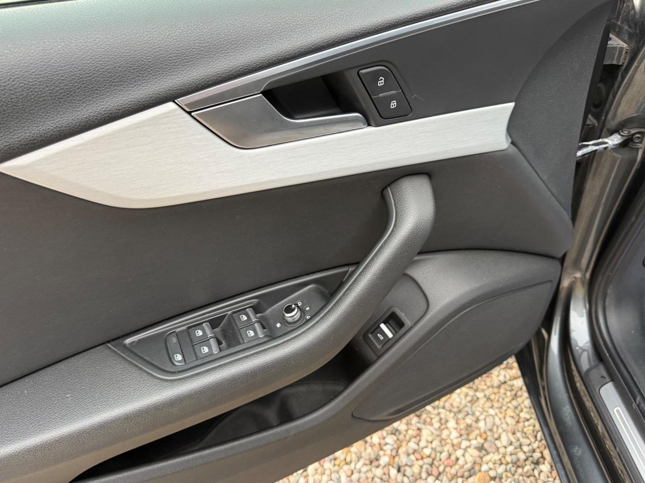 Audi A4 S line