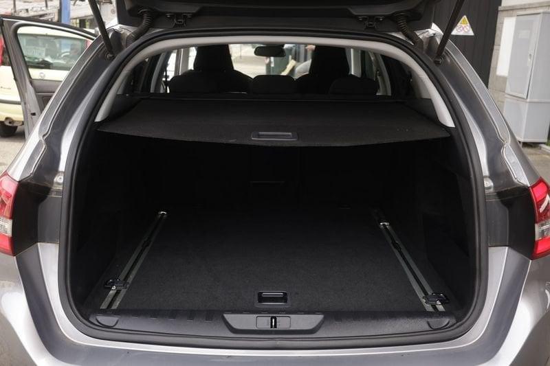 Peugeot 308 Peugeot 308 1.6 BlueHDI 120cv S&S Allure 88KW ANNO 2016