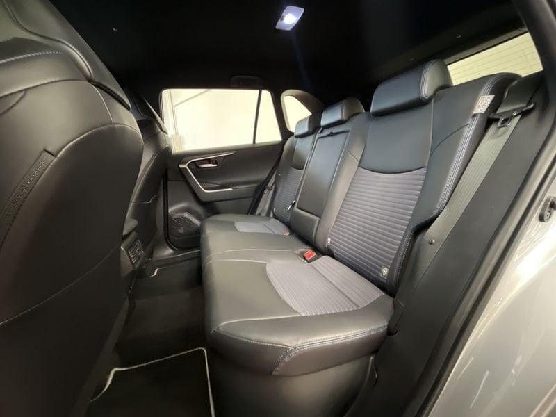 Toyota RAV4 2.5 HV 222v E-CVT Style 4WD