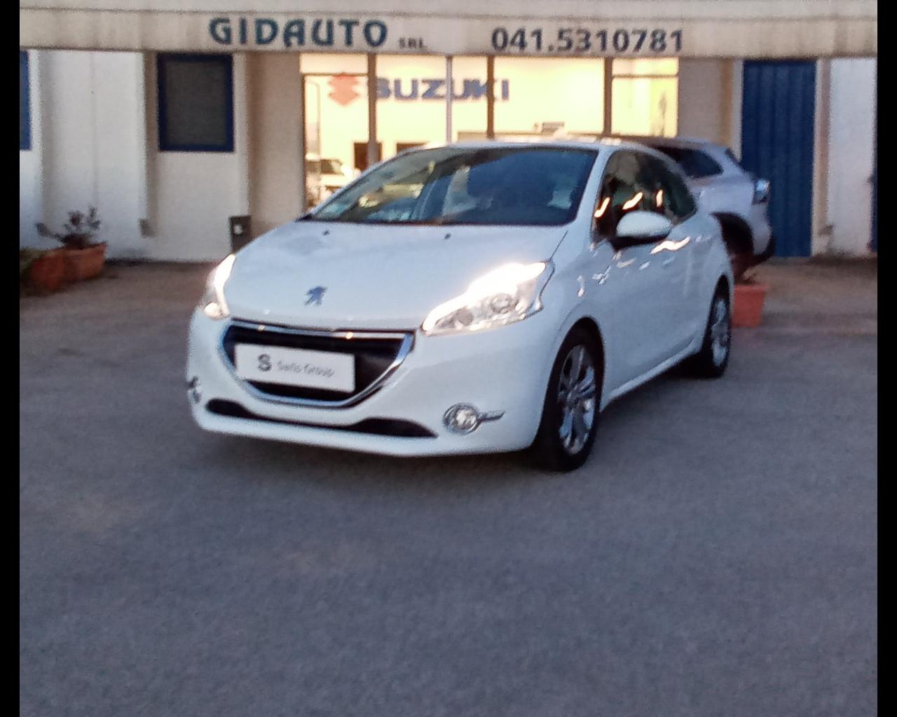 PEUGEOT 208 - PureTech 82 5 porte Allure