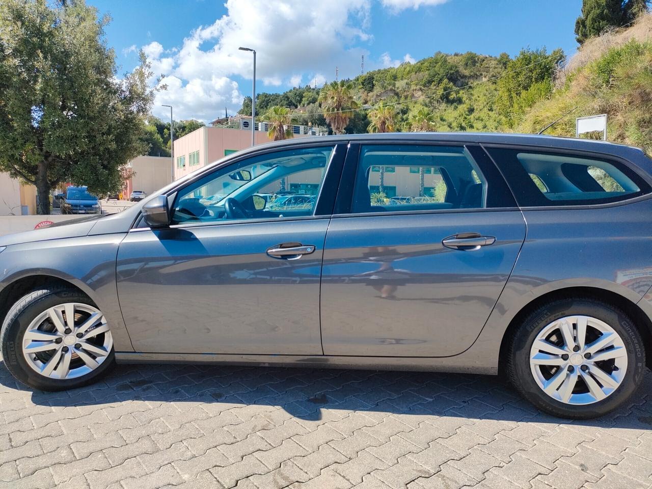 Peugeot 308 BlueHDi