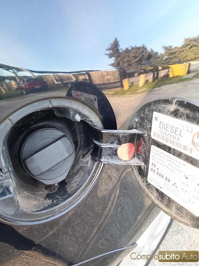 VOLKSWAGEN Touran 1.9 TDI 105CV 7 POSTI