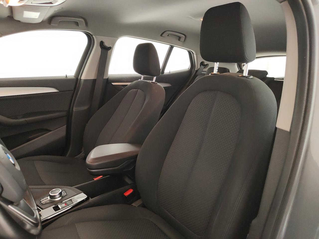 Bmw X2 sDrive18d Business-X