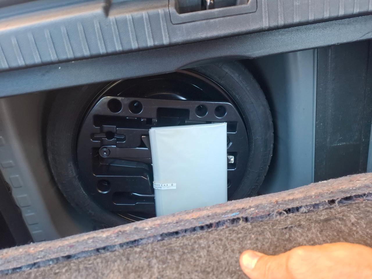 Renault Captur - 1.5 Dinamiche | Navigazione | Accesso/avviamento senza chiave | Climatizzatore