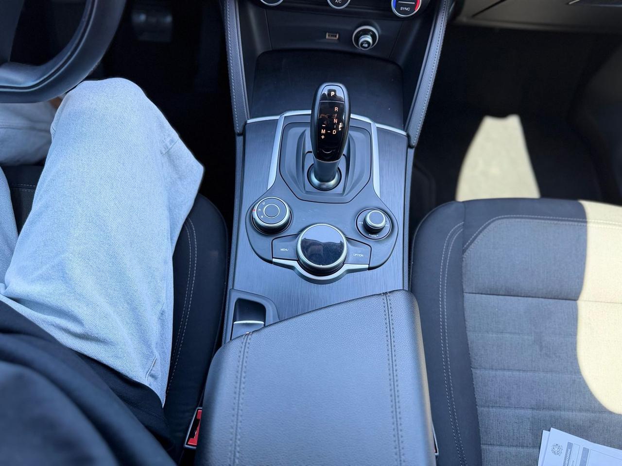 Alfa Romeo Stelvio Executive 2.2 #11317