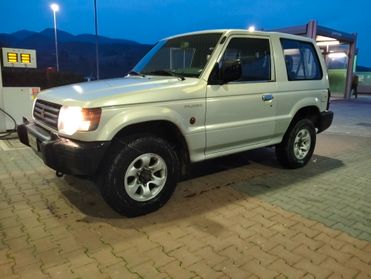 Mitsubishi Pajero Glx