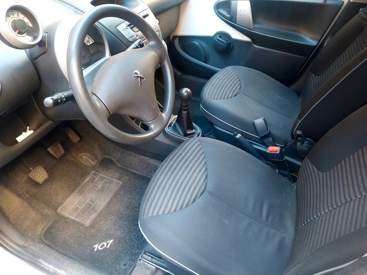 Peugeot 107 1.0 68CV 5p. Active