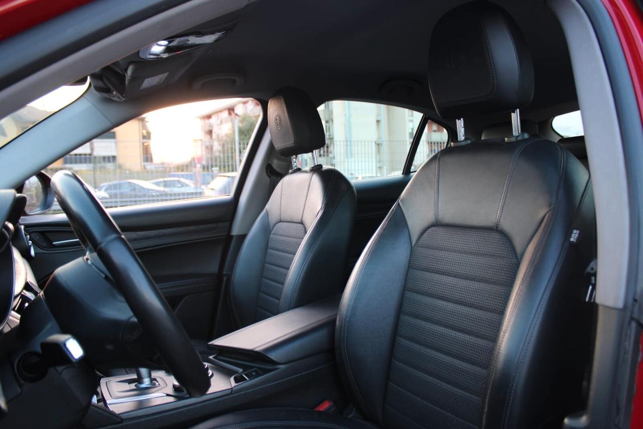 Alfa Romeo Stelvio Tua A SOLI 292€ al mese Anticipo Zero