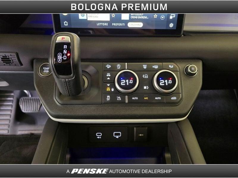 Land Rover Defender Defender 110 3.0D I6 200 CV AWD Auto SE