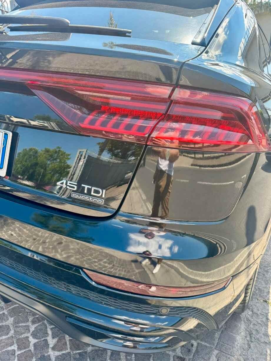 AUDI Q8 3.0 TDI 286 CV quattro tiptronic Sport