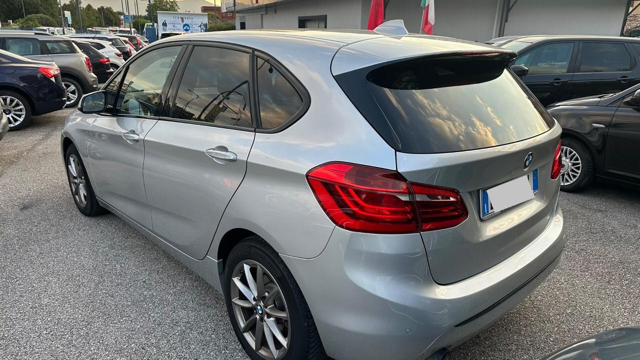 Bmw 2er Active Tourer 218d Sport automatica tetto