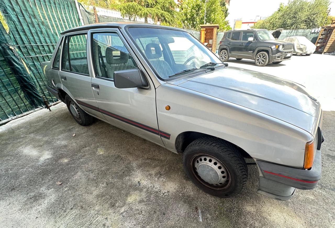 Opel Corsa 1.2 5 porte gpl epoca 1991
