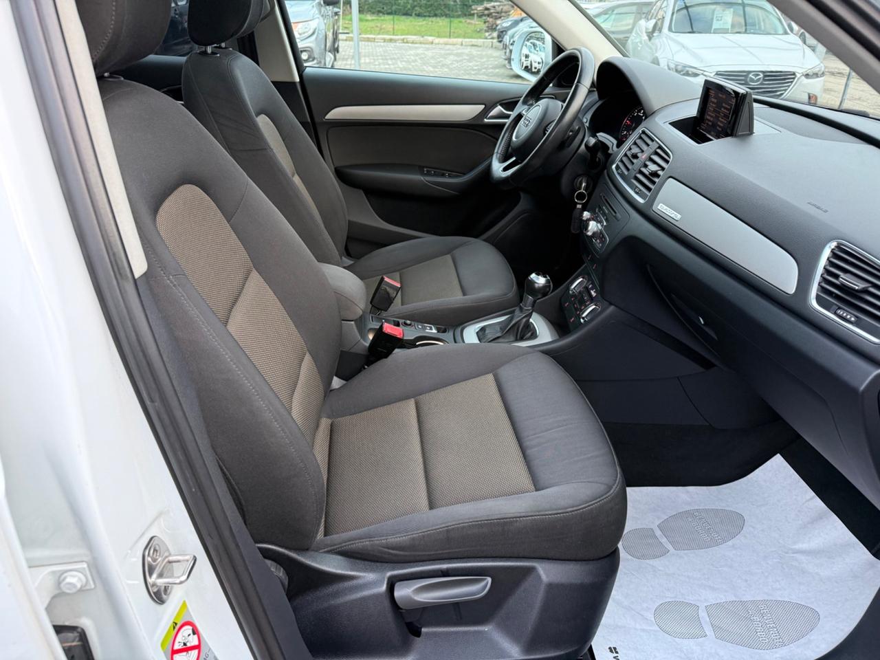 Audi Q3 2.0 TDI quattro S tronic 140CV TETTO APRIBILE