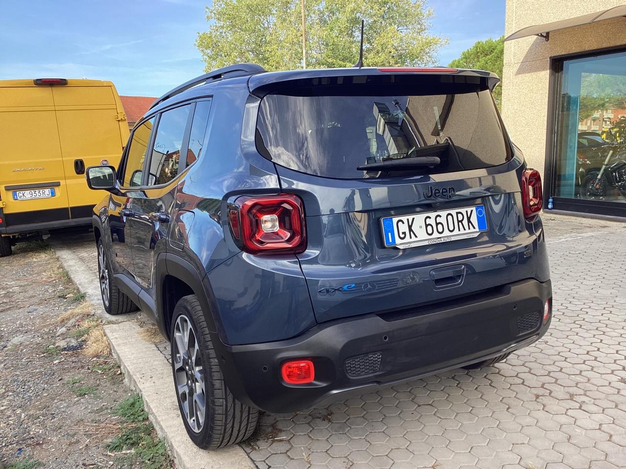 Jeep Renegade 1.3 T4 240CV PHEV 4xe AT6 S