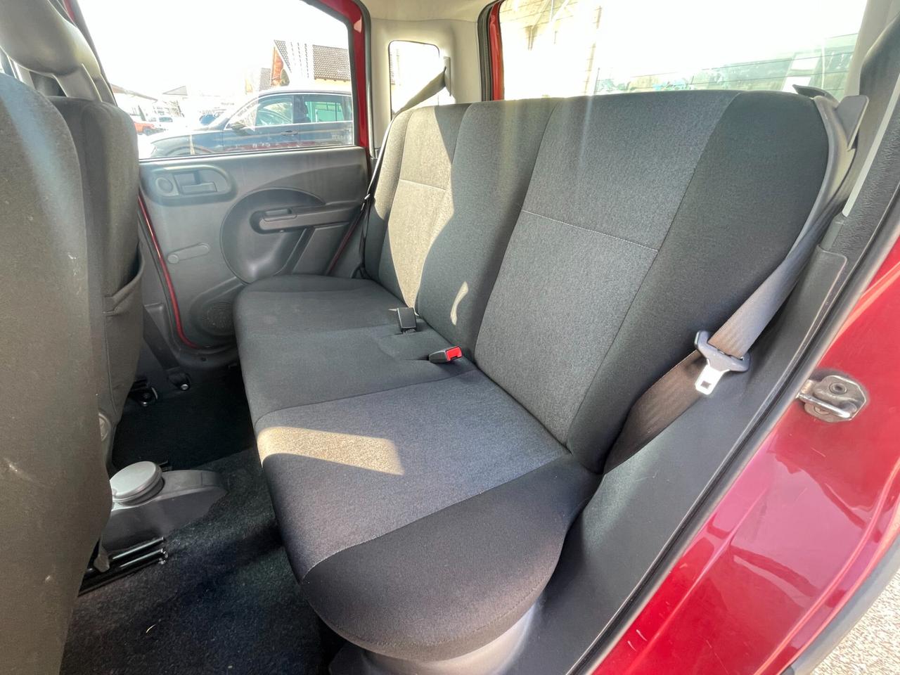 Fiat Panda 4x4 1.3 MJT 16V DPF Climbing