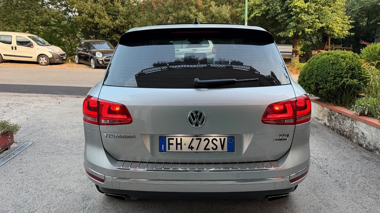 Volkswagen Touareg 3.0 TDI 262 CV tip. BlueMotion Technology Executive