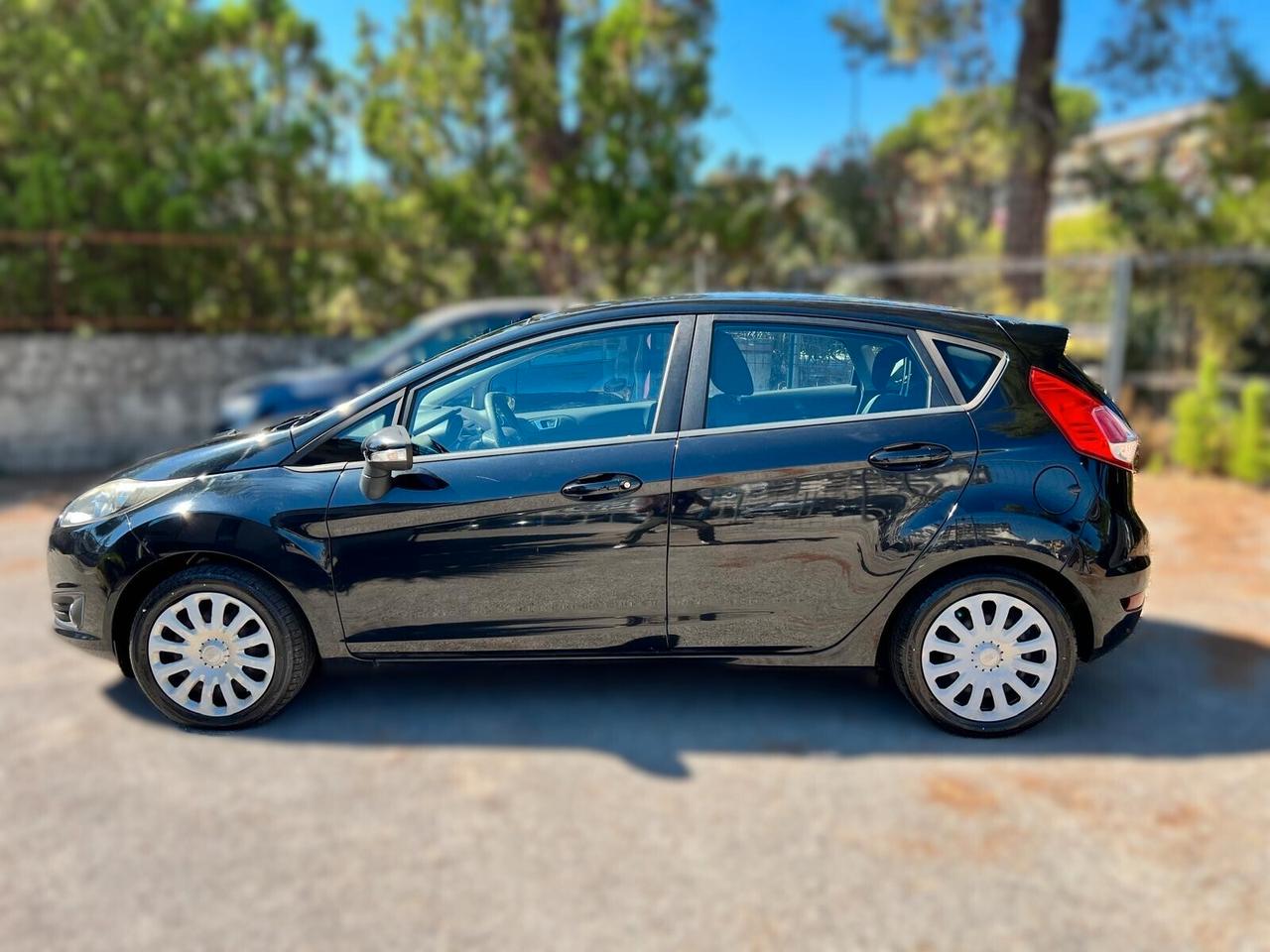 FORD FIESTA 1.2 Titanium 5p - 2014