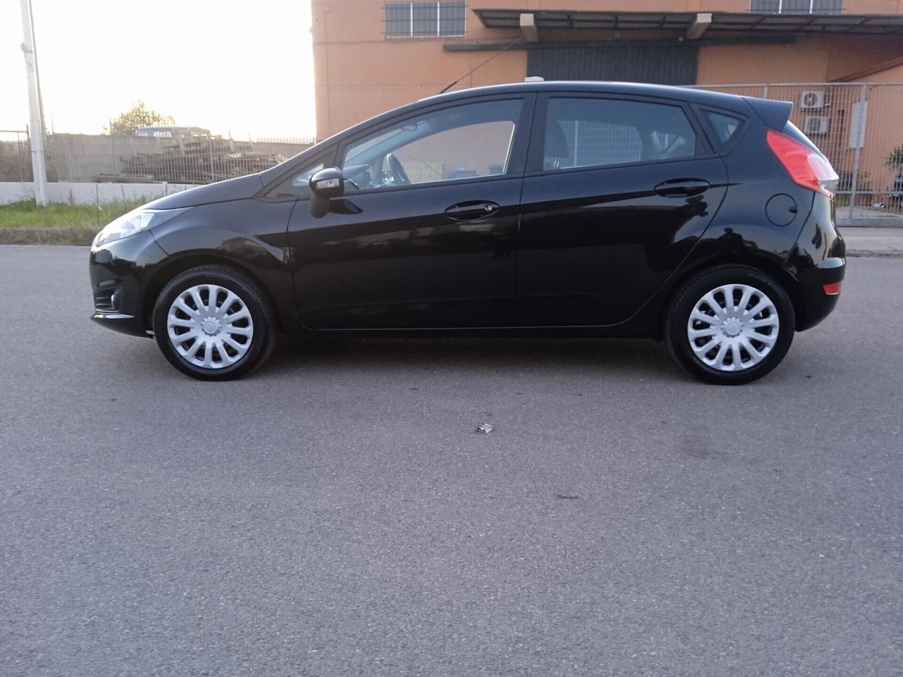 Ford Fiesta 1.5 TDCi 75CV 5 porte