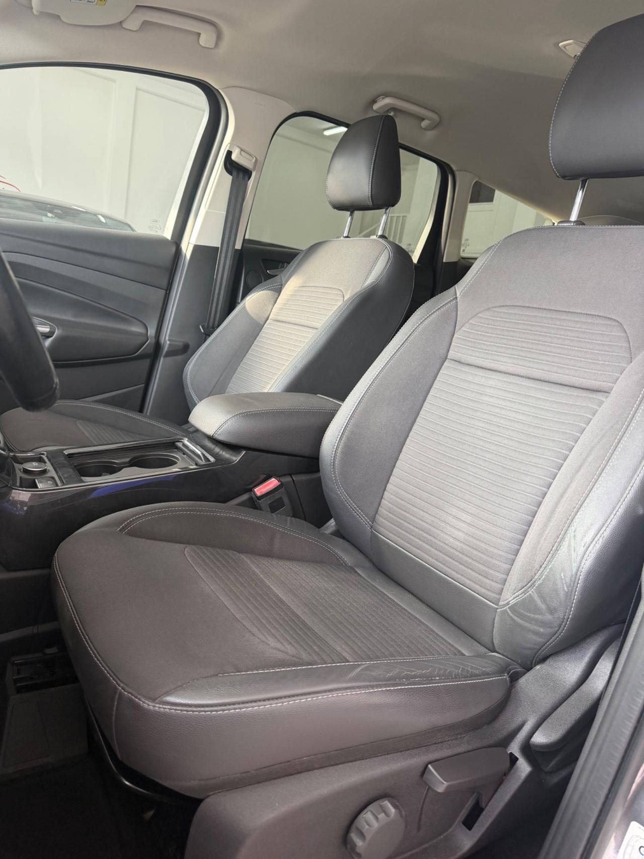 Ford Kuga 1.5 TDCI 120 CV 2WD Titanium FINANZIABILE