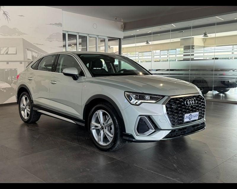Audi Q3 2ª serie SPB 40 TDI quattro S tronic S line edition